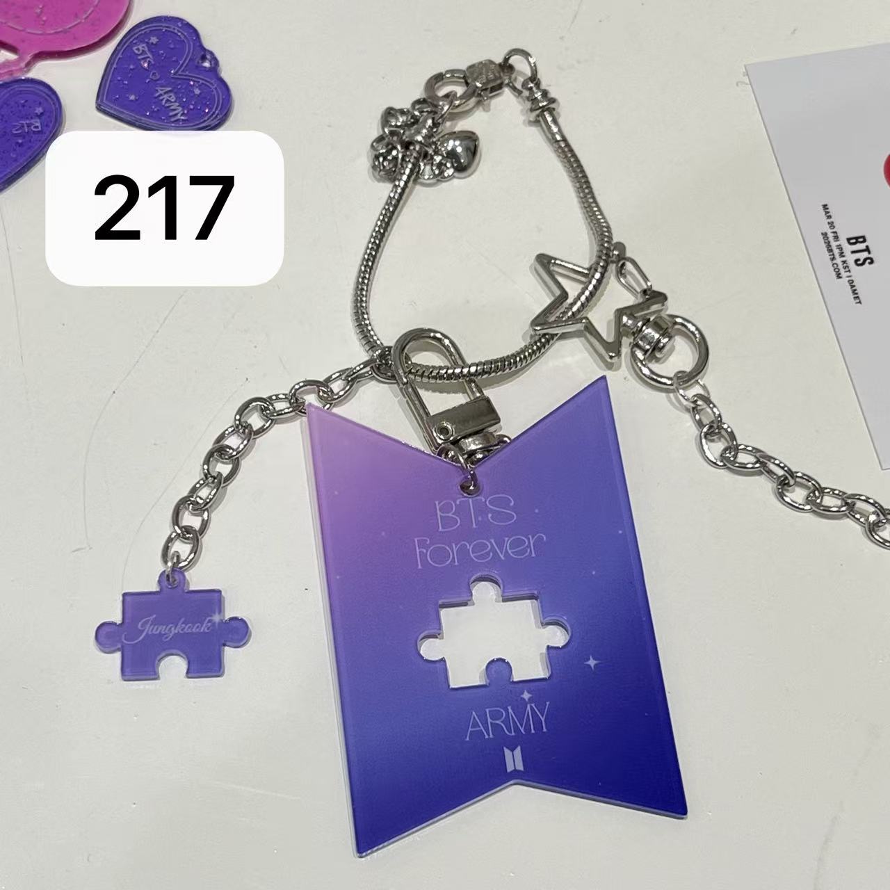 【217】For ARMY-k-pop concert freebie,fan made ,heart and puzzle acrylic, DIY keychain accessories(preorder5days )