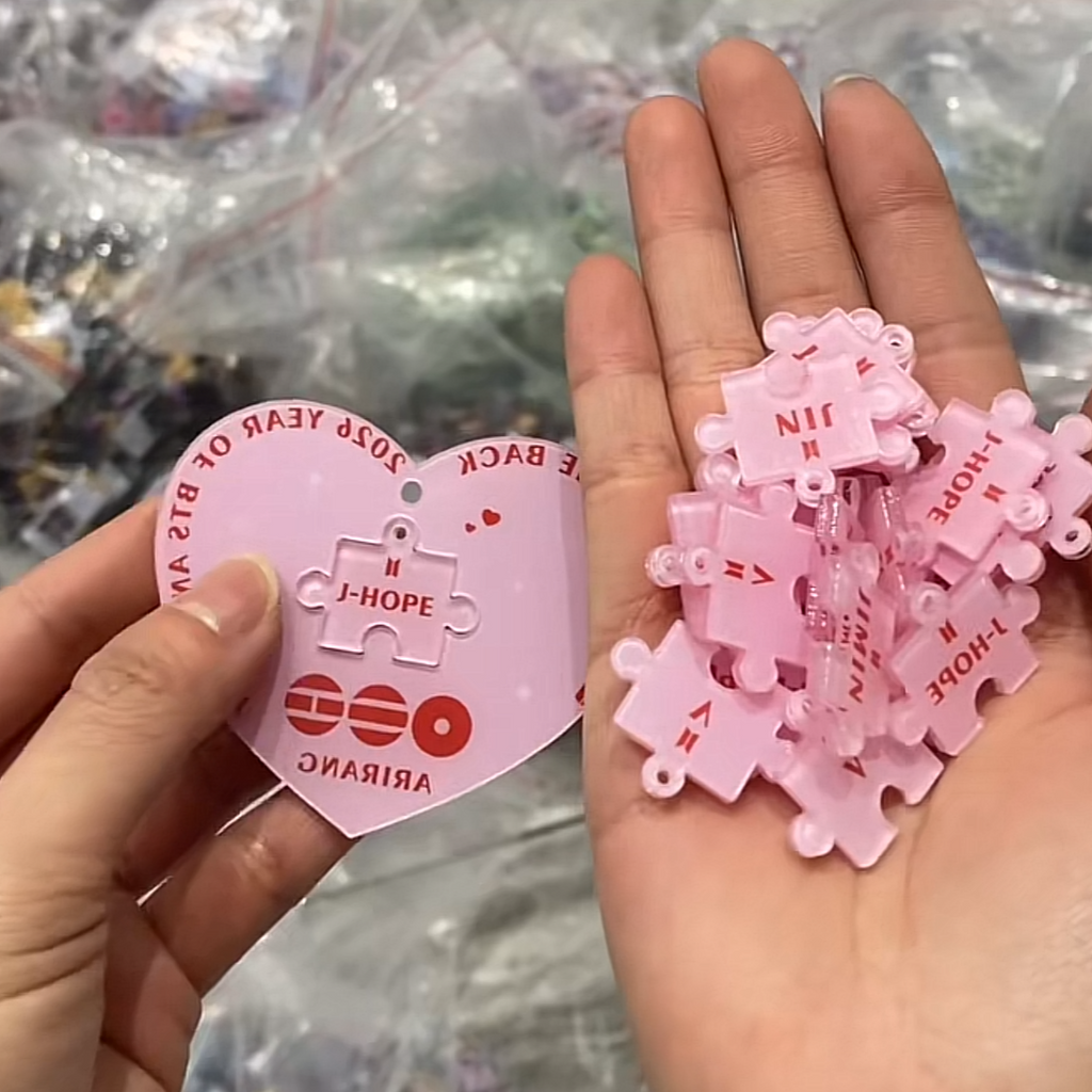 For ARMY-k-pop concert freebie,fan made ,heart and puzzle acrylic, DIY keychain accessories(preorder12-15days )